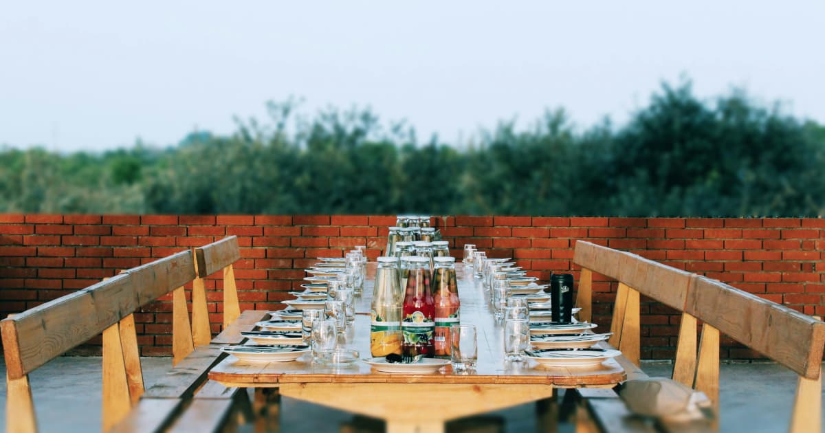 Lee's Famous Recipe Chicken Combines Customer Rewards with Community Support for National Chicken Month