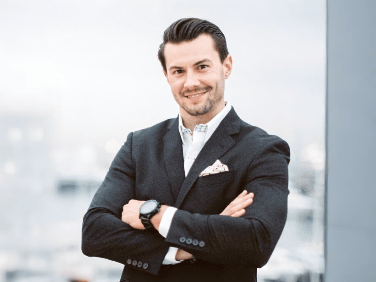 Real Estate Team Model Addresses Industry Flaws with Comprehensive Support System